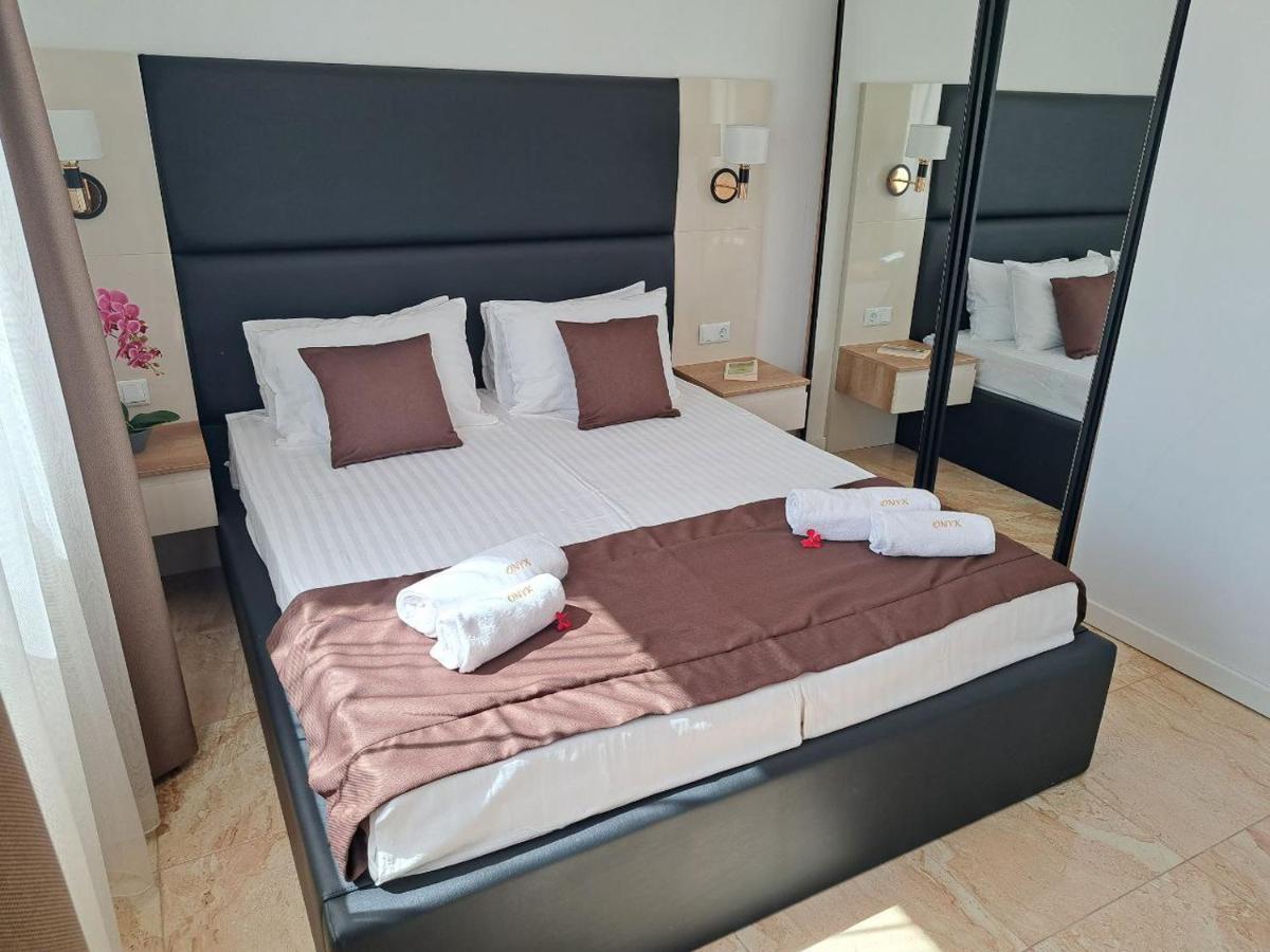 Onyx 2 Private Apartments Sveti Vlas Exterior photo